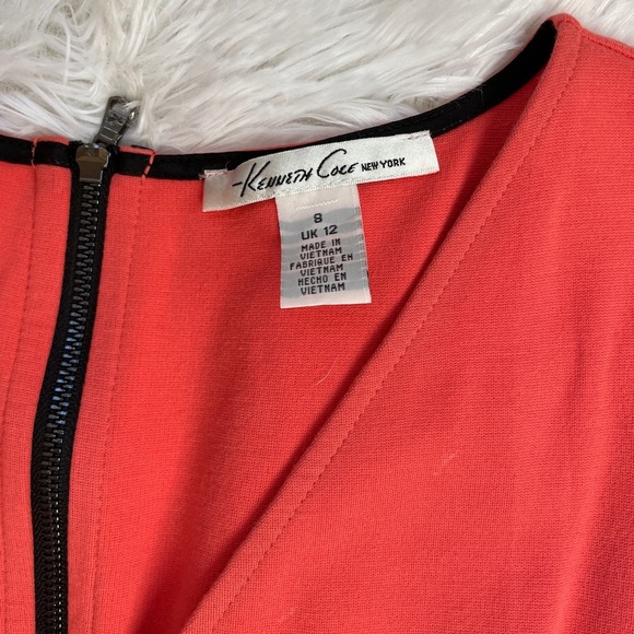 Kenneth Cole Dress with ruched hip and zippered back in contrasting black Sz 8 - Picture 3 of 7